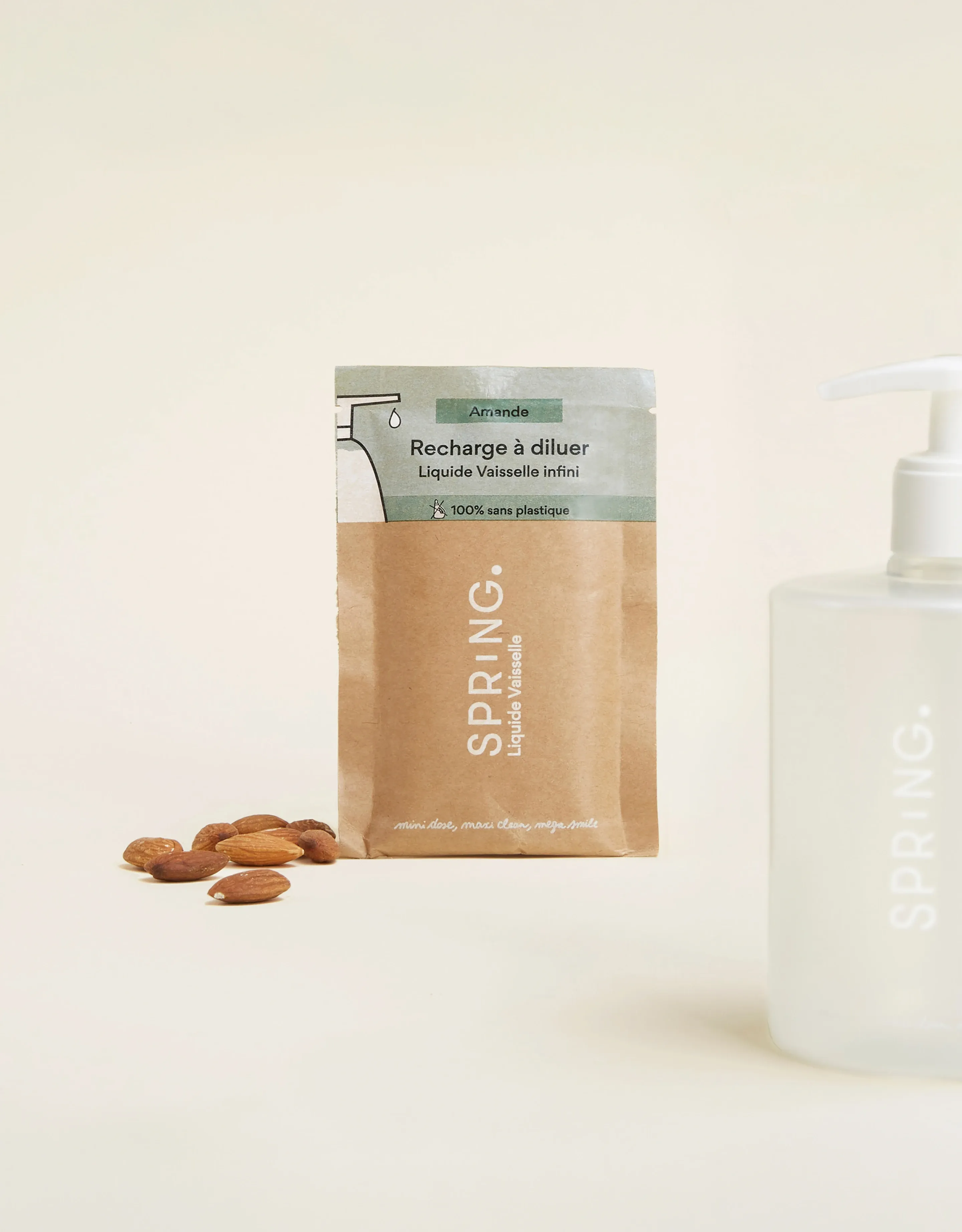 Bouteille et recharge liquide vaisselle parfum amande
