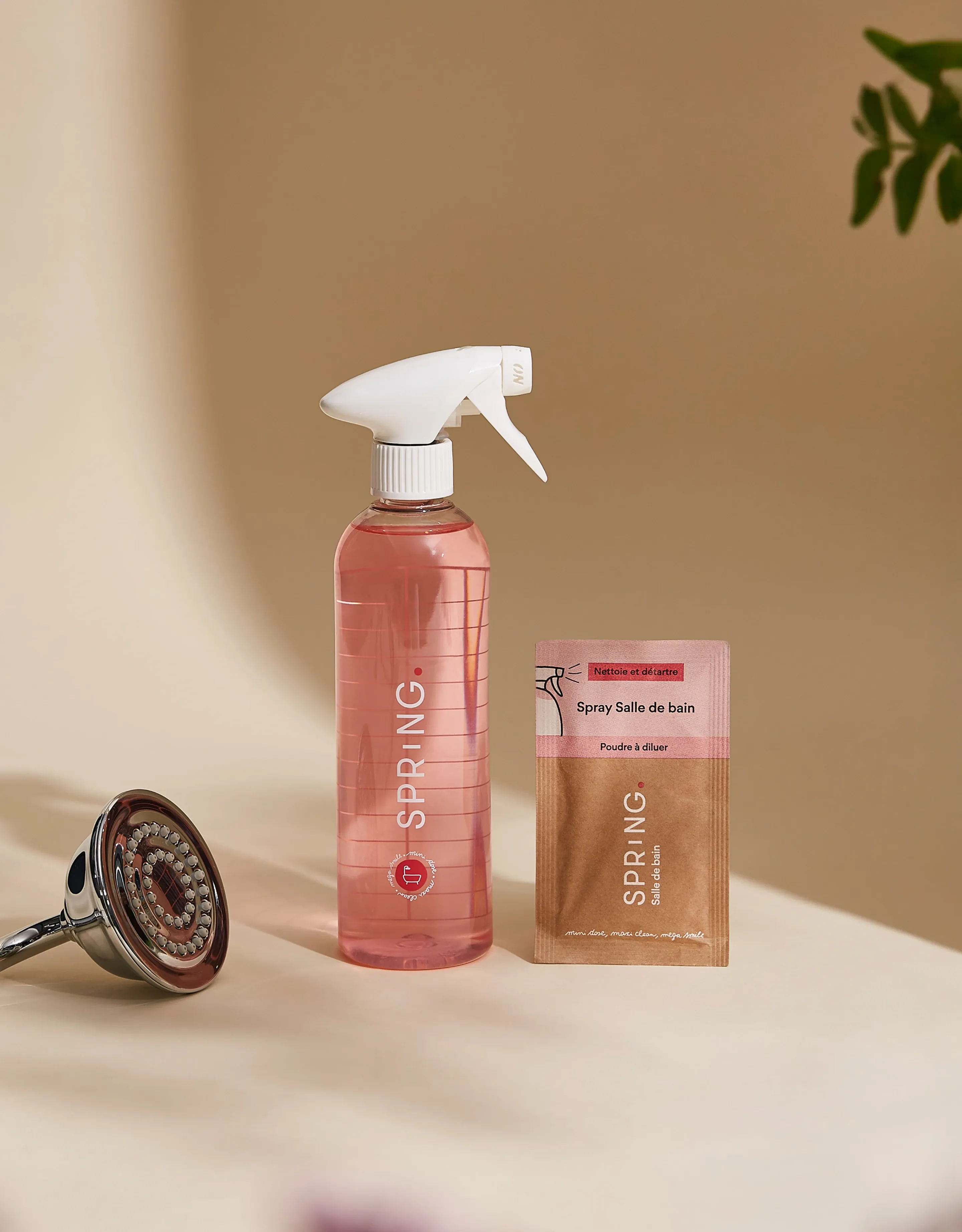 Bouteille + 3 recharges spray salle de bain