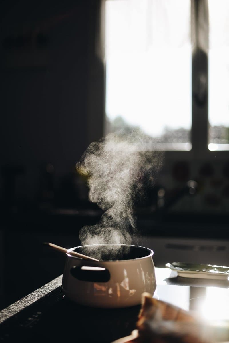Le bain vapeur fait maison, un soin naturel pour le visage - Superbon